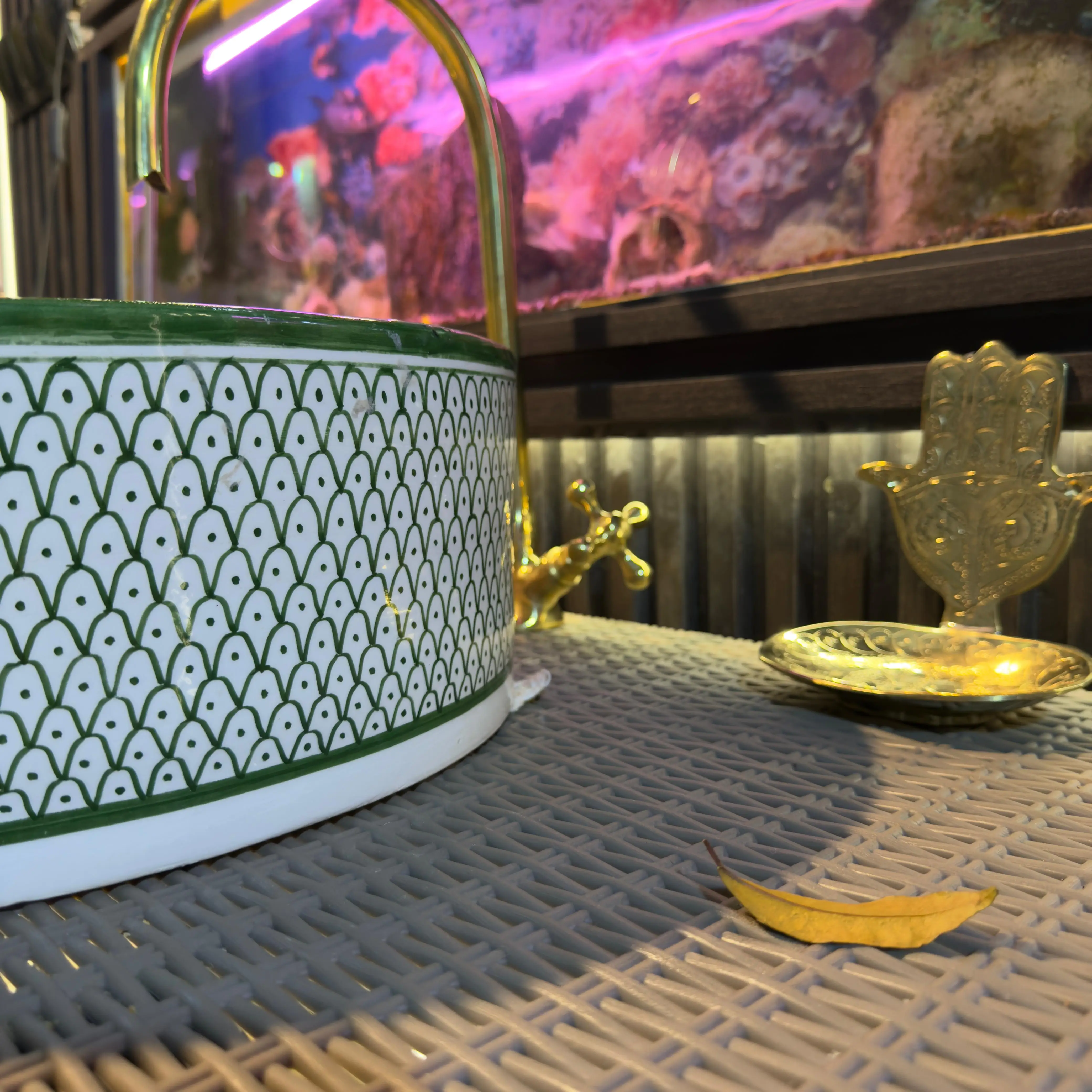 Green Emerald Ceramic Sink Bowl – Handcrafted Bohemian Vessel for Bathroom Vanity - 25cm : 9.84 in