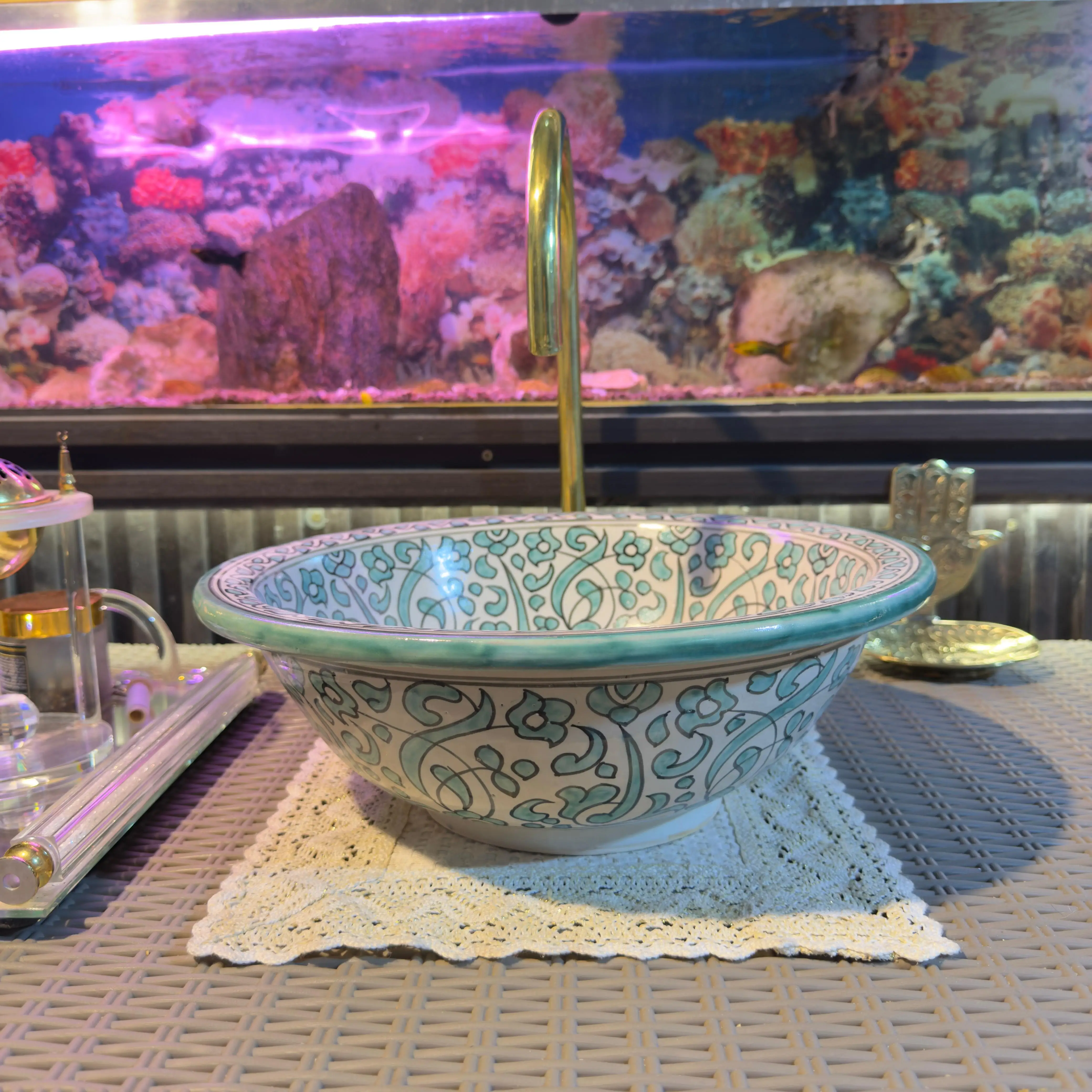 Floral Ceramic Drop-in Sink – Round Vessel with Brass Drain - 20 cm : 7,87 inches