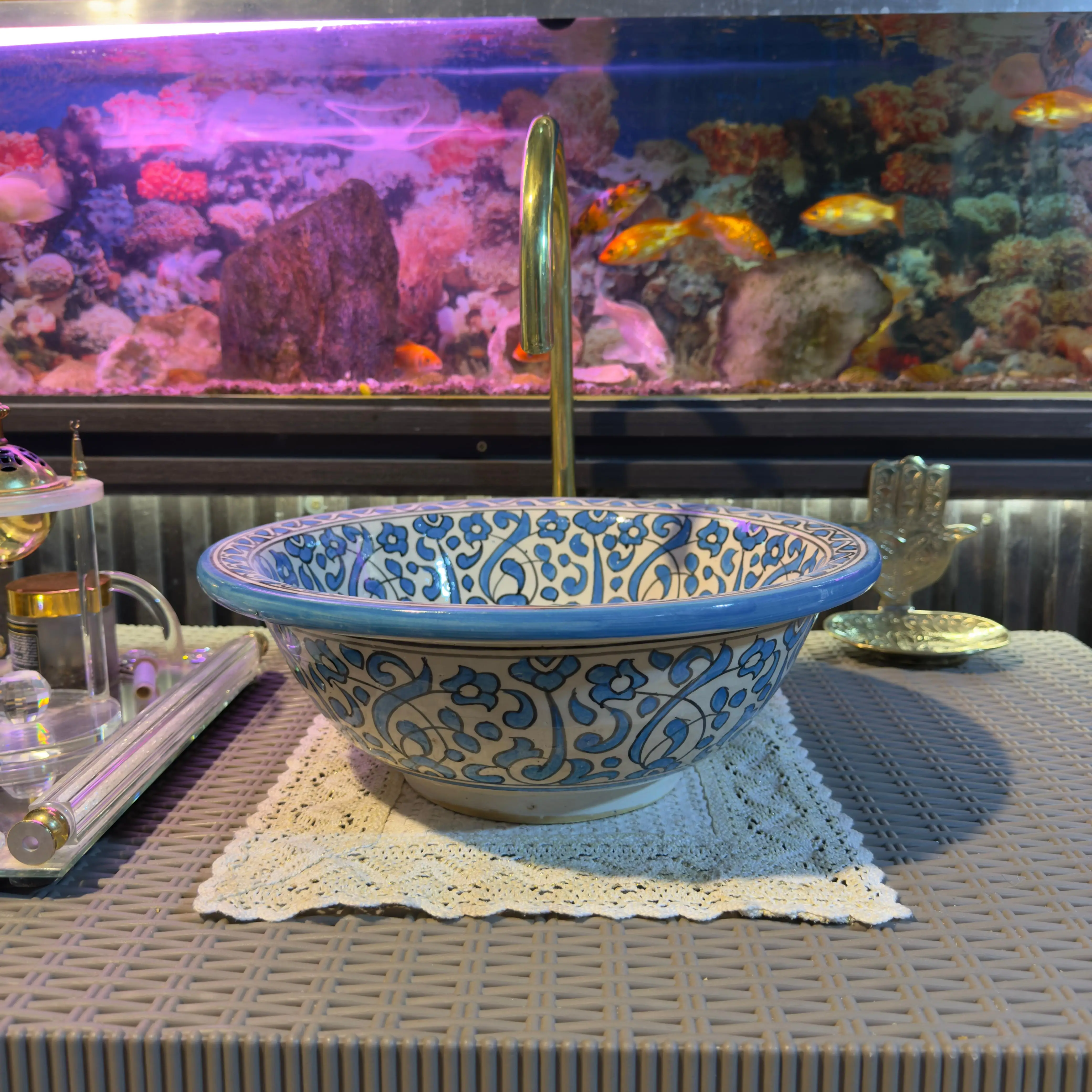 Luxury Kitchen Sinks: Handmade Ceramic & Farmhouse Styles - 20 cm : 7,87 inches