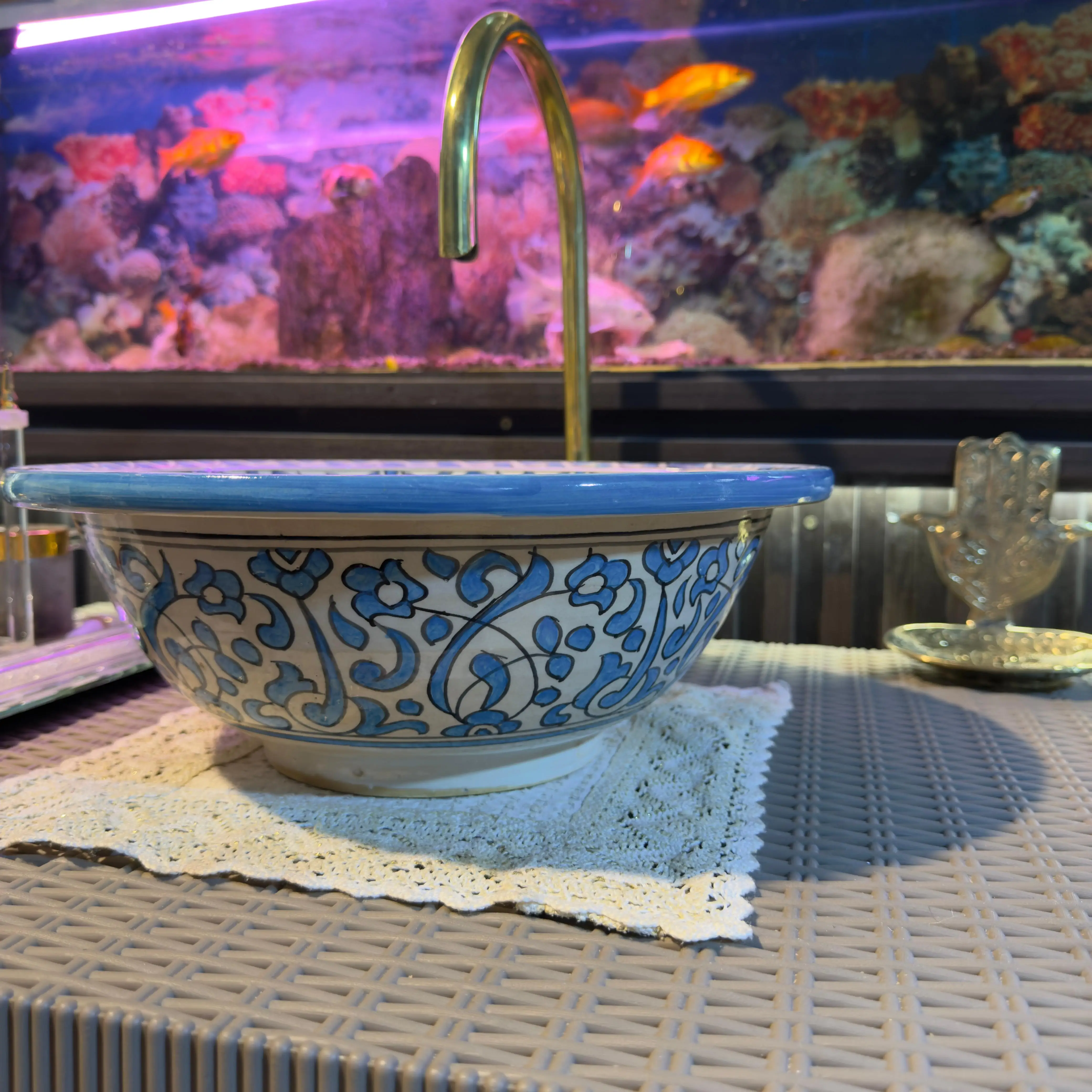 Luxury Kitchen Sinks: Handmade Ceramic & Farmhouse Styles - 20 cm : 7,87 inches