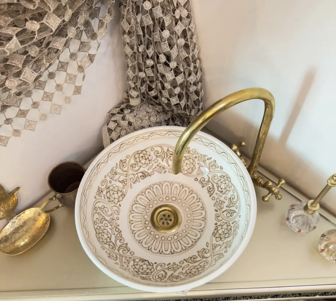 Artisan Ceramic Vessel Sink – Bohemian Vanity Basin, Natural Clay Handcrafted Bowl - 25cm : 9.84 in