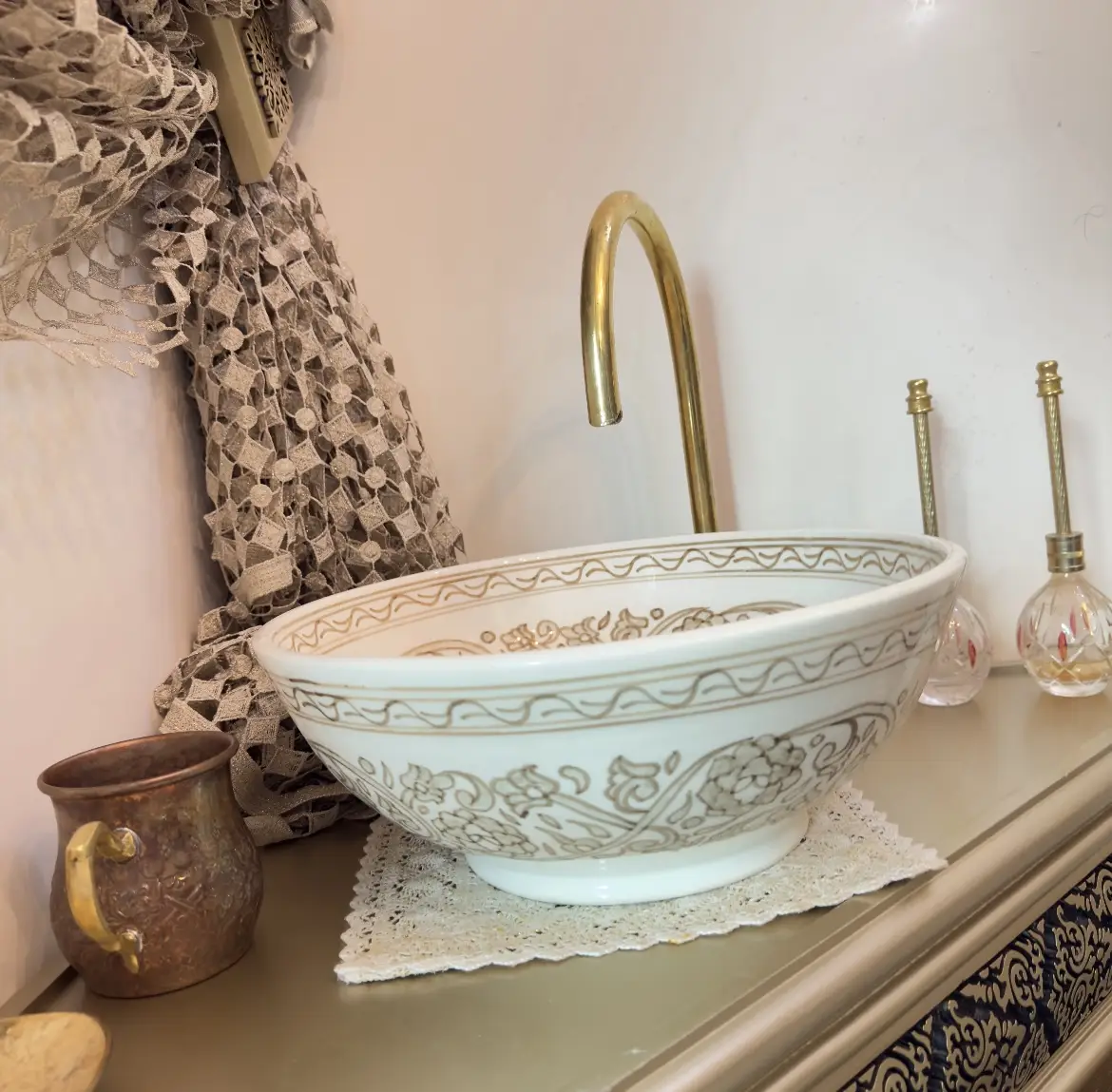 Artisan Ceramic Vessel Sink – Bohemian Vanity Basin, Natural Clay Handcrafted Bowl - 30cm :11.81 in